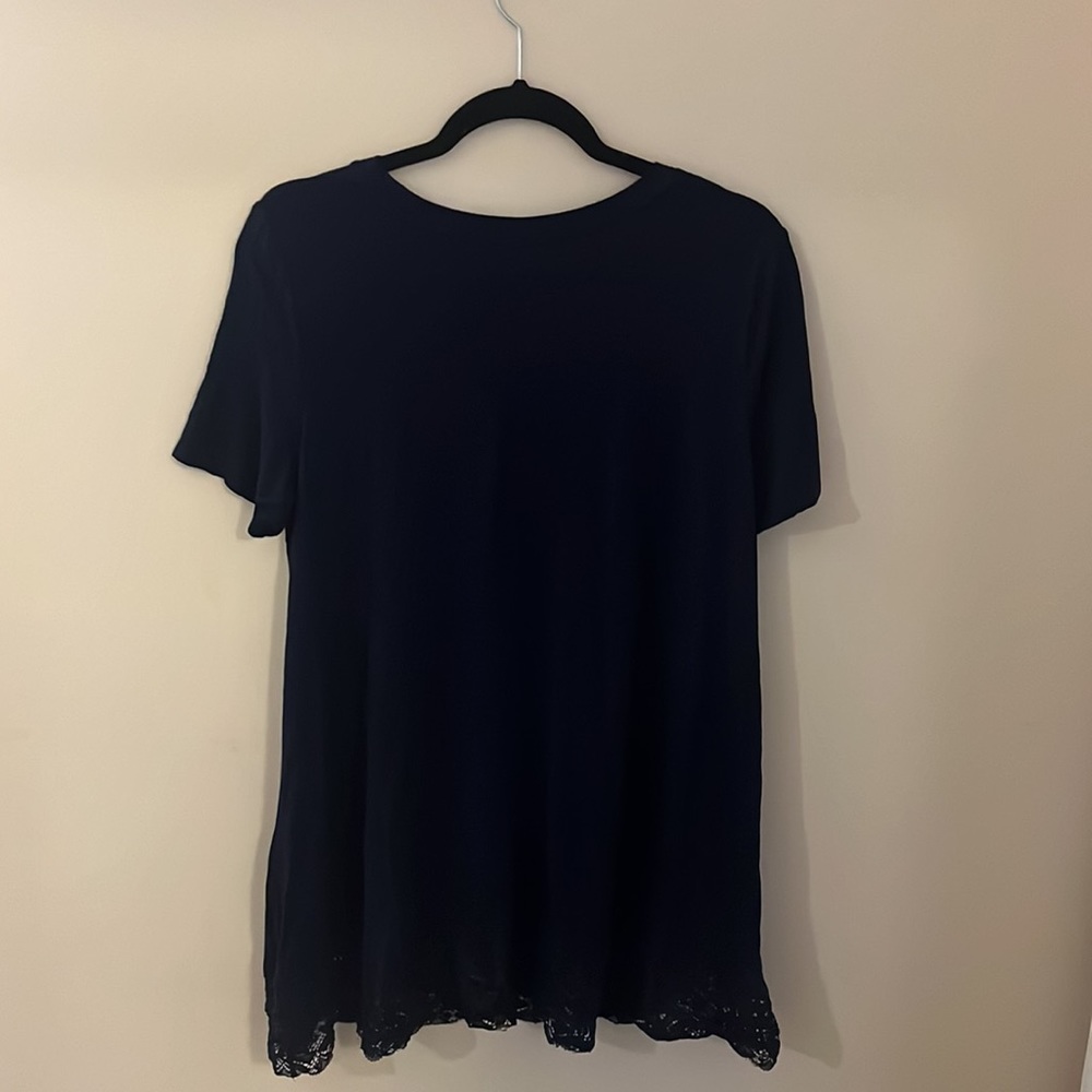 Zenana Signature size Large navy blue rayon dress with lace trim on the bottom - Picture 4 of 4